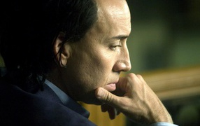 Николас Кейдж думает