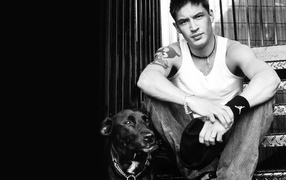 Популярный Том Харди