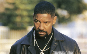 Знаменитый актер Дензел Вашингтон