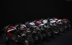 Красивый мотоцикл Ducati Monster Diesel