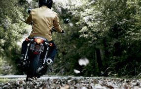 Красивый мотоцикл в москве Honda CB 1100