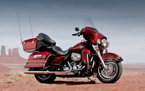 Быстрый мотоцикл Harley-Davidson Electra Glide Ultra Classic