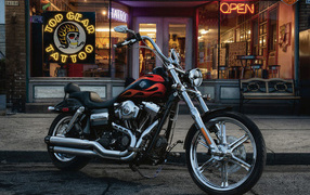 Невероятный мотоцикл Harley-Davidson Dyna Wide Glide