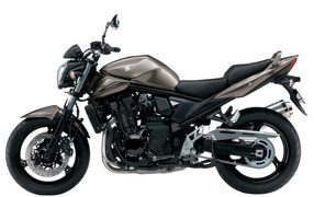 Невероятно быстрый мотоцикл Suzuki  GSF 1250 S