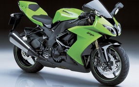 Невероятно быстрый мотоцикл Kawasaki Ninja ZX-10R