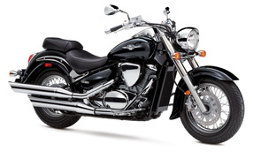 Мотоцикл Suzuki модели Boulevard S 40