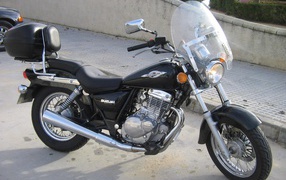 Мотоцикл Suzuki модели Marauder 125