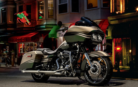 Мотоцикл модели Harley-Davidson CVO Road Glide Custom