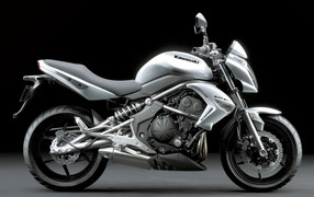 Новый мотоцикл Kawasaki ER-6f