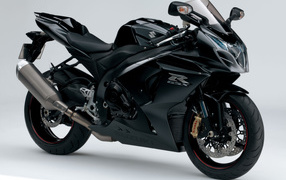 Новый мотоцикл Suzuki  Inazuma