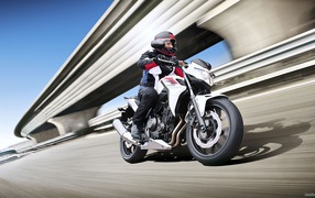Мотоцикл модели Новый мотоцикл Honda CB 500 F