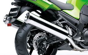 Новый мотоцикл Kawasaki ZZR 1400