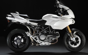 Новый надежный мотоцикл Ducati Multistrada 1200