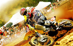 Новый надежный мотоцикл Suzuki RMX 450 Z