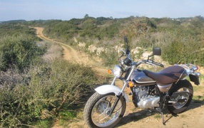 Новый надежный мотоцикл Suzuki RV 125