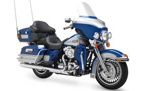 Новый надежный мотоцикл Harley-Davidson Electra Glide Ultra Classic