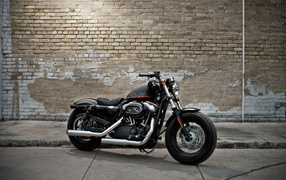 Новый надежный мотоцикл Harley-Davidson XL 1200X Sportster Forty-Eight