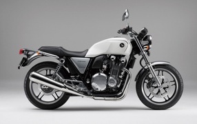 Новый надежный мотоцикл Honda CB 1100