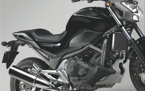 Новый надежный мотоцикл Honda NC 700 S