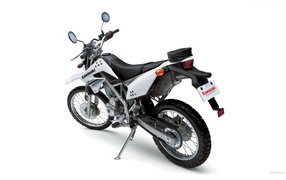 Новый надежный мотоцикл Kawasaki KLX 125