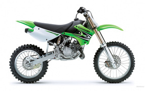 Новый надежный мотоцикл Kawasaki KX 85-II 