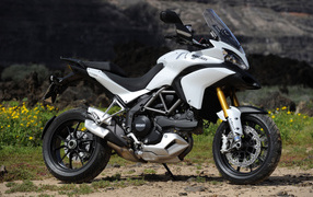 Популярный мотоцикл Ducati Multistrada 1200