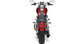 Популярный мотоцикл Harley-Davidson Dyna Fat Bob