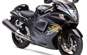 Надежный мотоцикл Suzuki GSX 1300 R