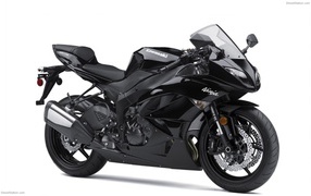 Надежный мотоцикл Kawasaki Ninja ZX-6R