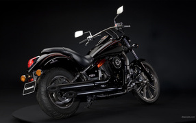 Надежный мотоцикл Kawasaki VN 900 Classic