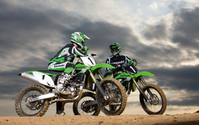 Тест-драйв мотоцикла Kawasaki KX 450 F