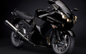 Тест-драйв мотоцикла Kawasaki ZZR 1400