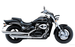 Тест-драйв мотоцикла Suzuki Intruder M800
