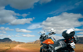 Тест-драйв мотоцикла Suzuki V-Storm 650 ABS