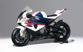 Мотоцикл BMW S1000RR