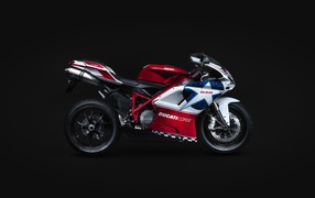 Мотоцикл Ducati 848
