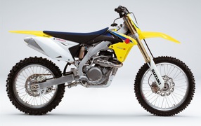 Мотоцикл Suzuki rmz450 мотокросс