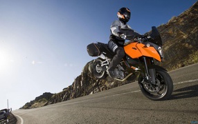 Мотоцикл КТМ990