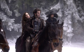 Красавица и чудовище в лесу