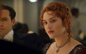 Роуз на обеде в фильме Титаник