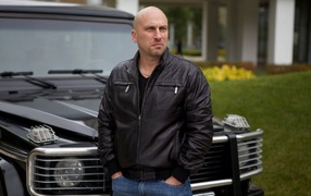 Фома со своим геликом в сериале Физрук