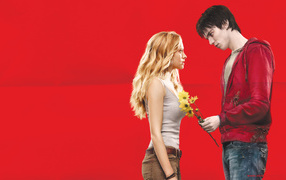 Warm bodies zombie gives a flower to a girl