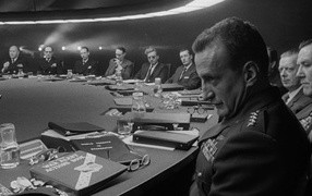 Доктор Стрейнджлав, или Как я перестал бояться и полюбил бомбу