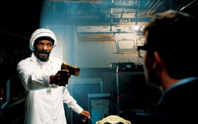 Одноклассники.ru НаCLICKай удачу угрожает пистолетом