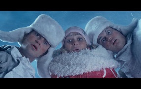 Момент из фильма Ёлки 3