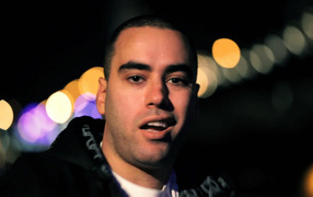 SLIM на улице ночью