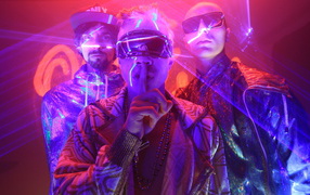 Сценический наряд группы Quest Pistols