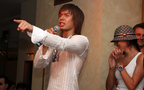 Стас Пьеха на концерте