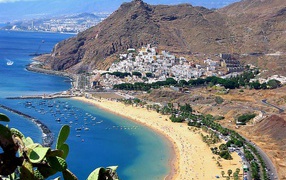 Золотой пляж на Тенерифе