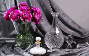 Букет цветов в стеклянной вазе